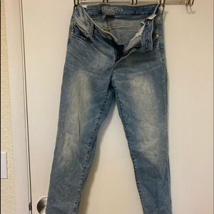 Skinny Light Wash Blue Jeans